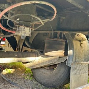 foto 18t pryczepa laduje 6.9m 14.2t dobre opony Panav PV18