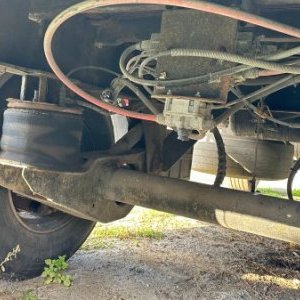 foto 18t pryczepa laduje 6.9m 14.2t dobre opony Panav PV18